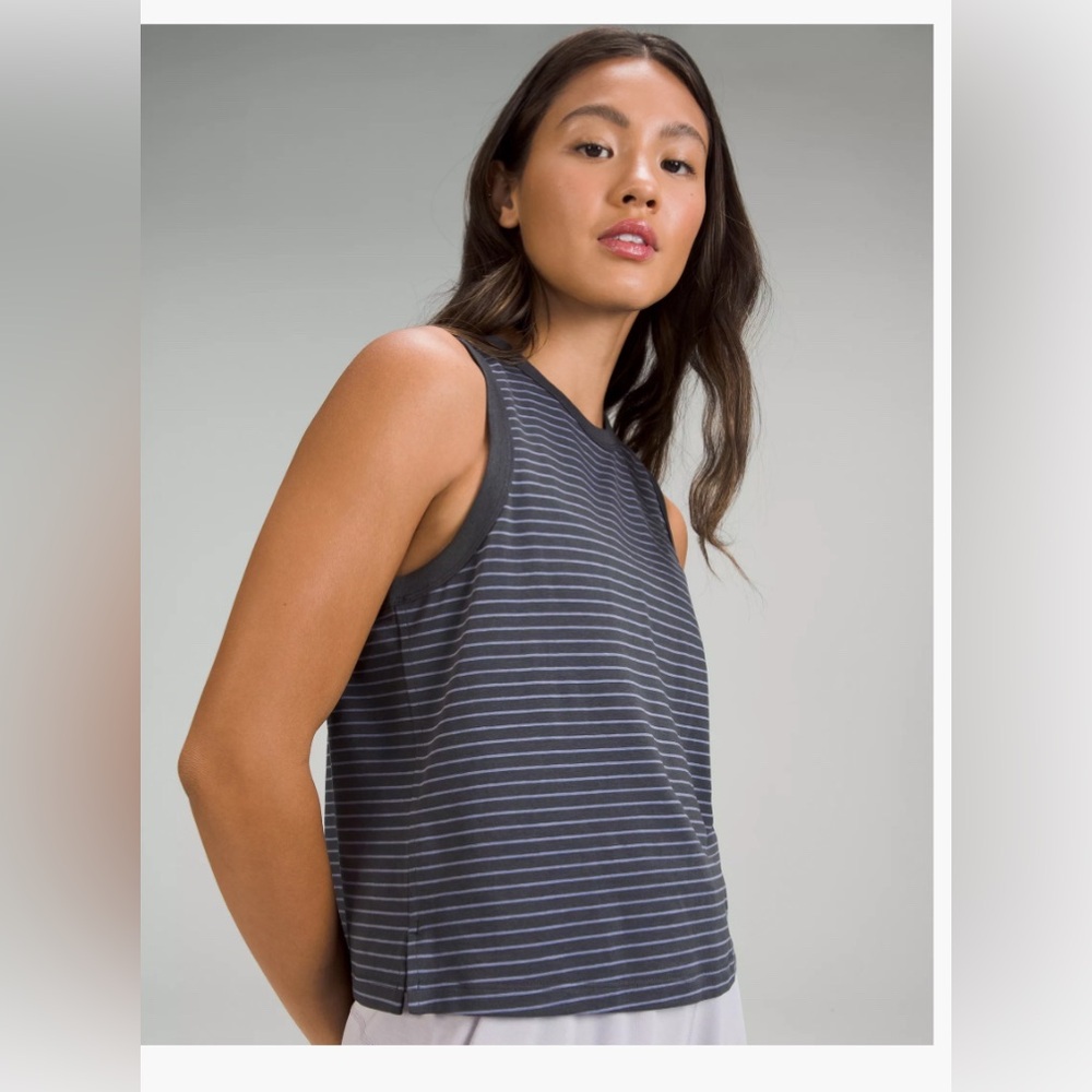 Lululemon Navy/gray White/light blue stripe tank size 10